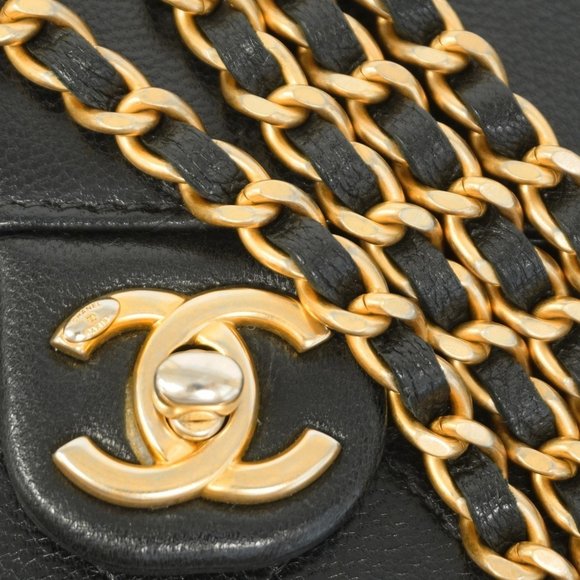 Chanel Shoulder Wallet Matelasse Leather Black Women's - Picture 10 of 14